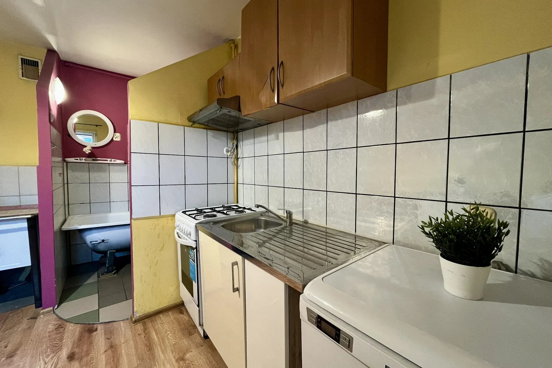 W dobrej cenie od zaraz Centrum Inwestycja 9