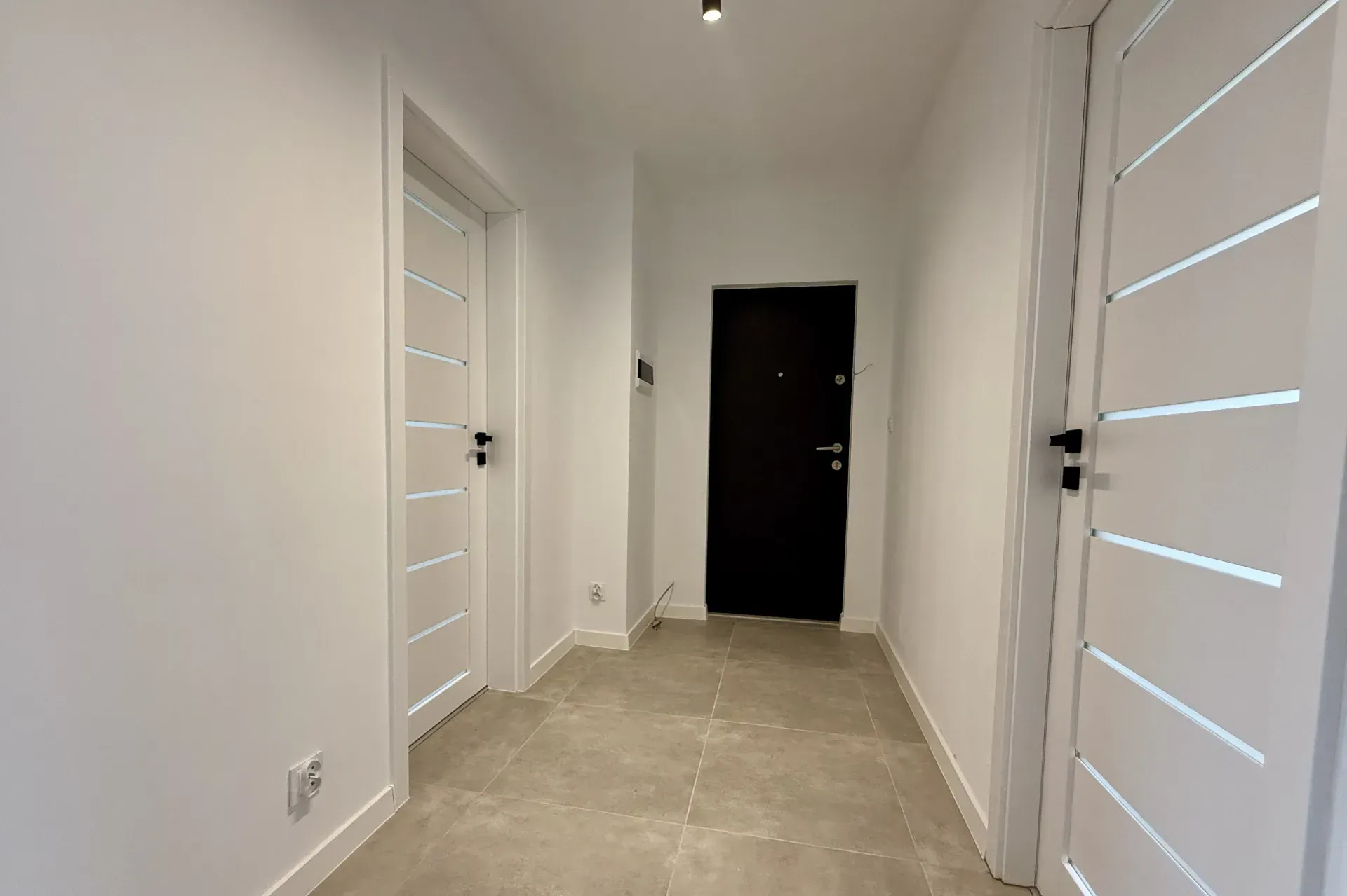 Szombierki - mieszkanie po remoncie - 4 pokoje 11