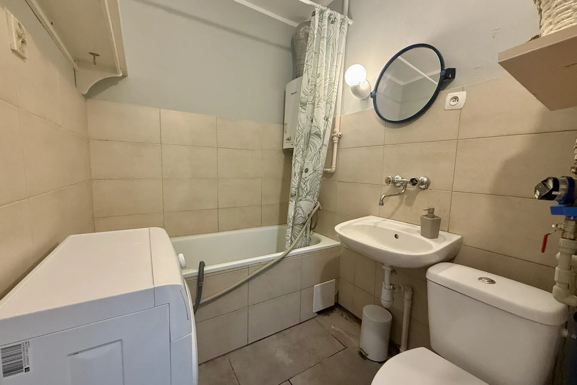 2 Pokoje Balkon CO miejskie do zamieszkania 7