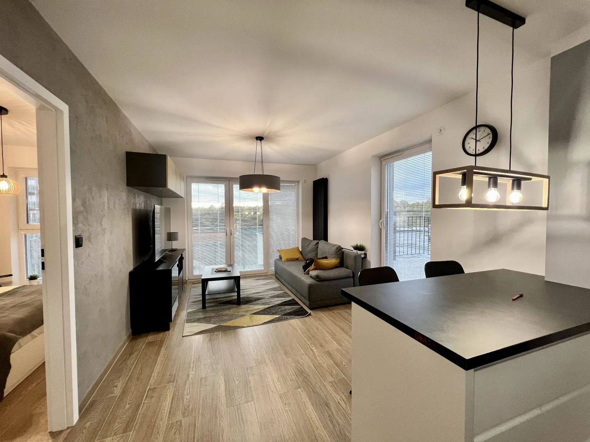 Apartament na wynajem - 2 pokoje + taras 3