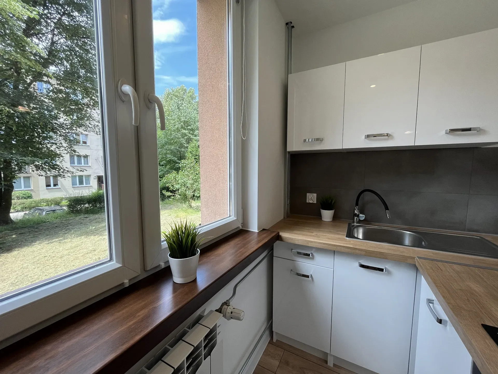 Po Remoncie Wyposażona Kawalerka Wysoki Standard 6