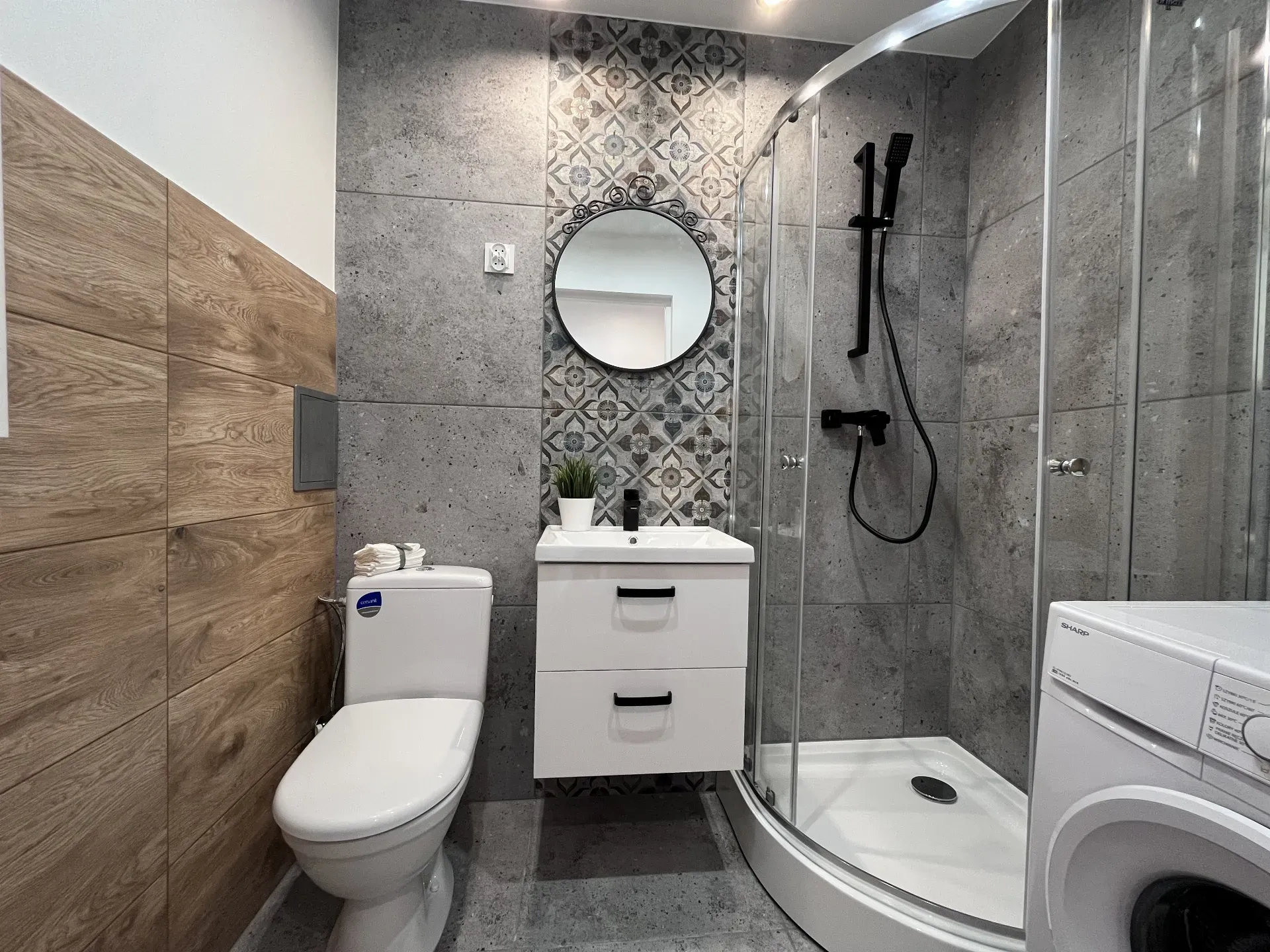 Po Remoncie Wyposażona Kawalerka Wysoki Standard 12