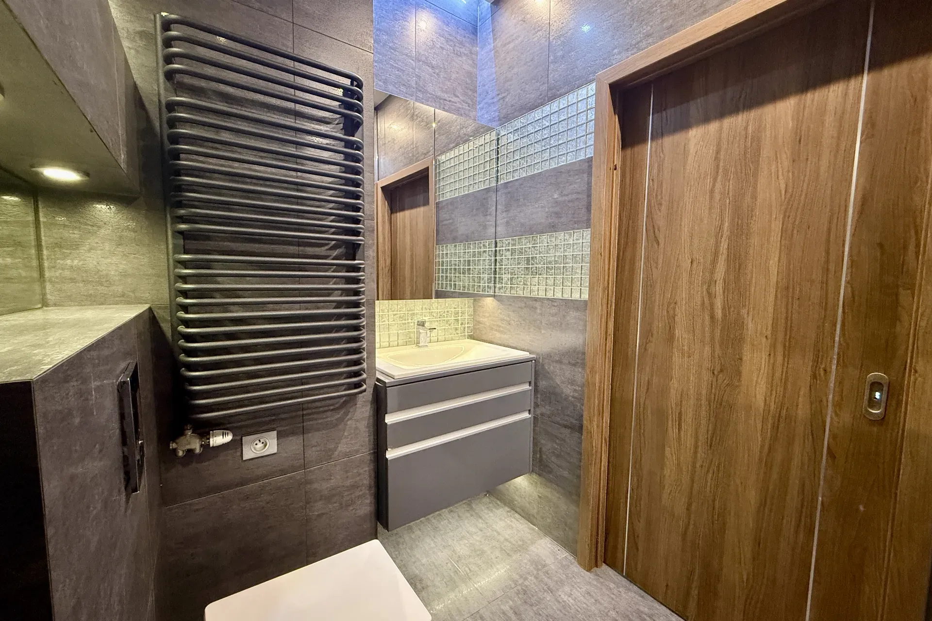 Tysiąclecia Kawalerka taras pełne wyposażenie 2