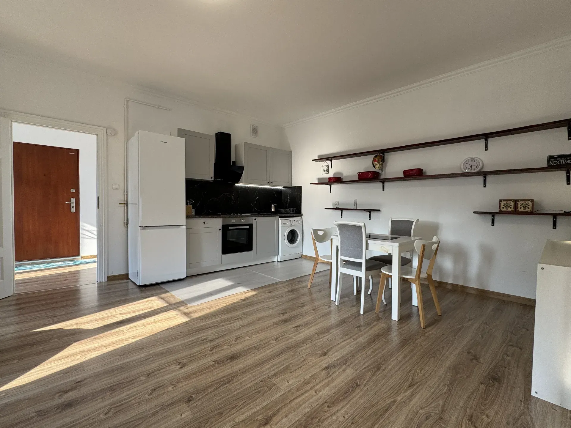 Wyjątkowe mieszkanie na wynajem, 3 pokoje 5