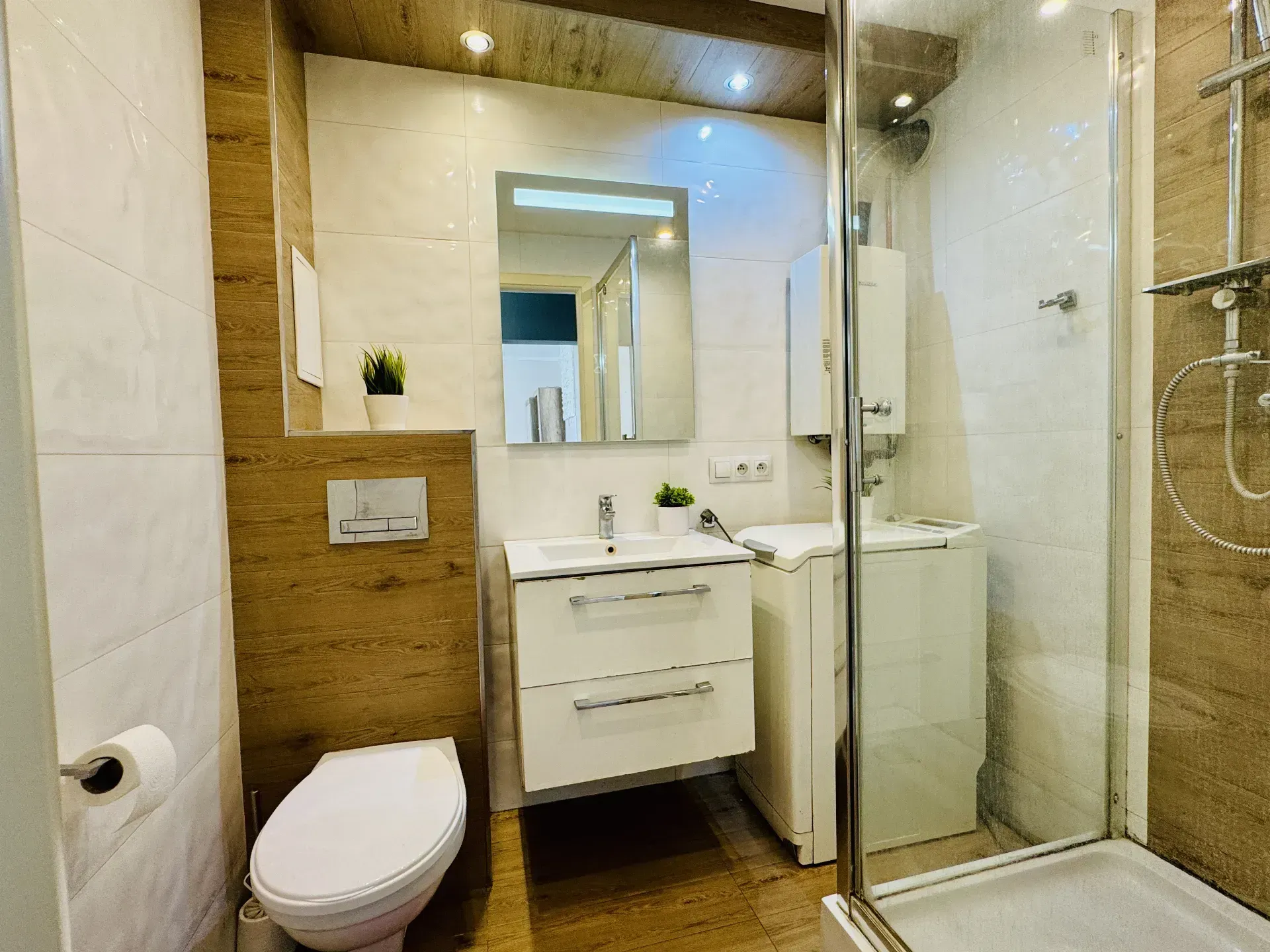 3 pokoje, 1 piętro z balkonem, Szombierki 12