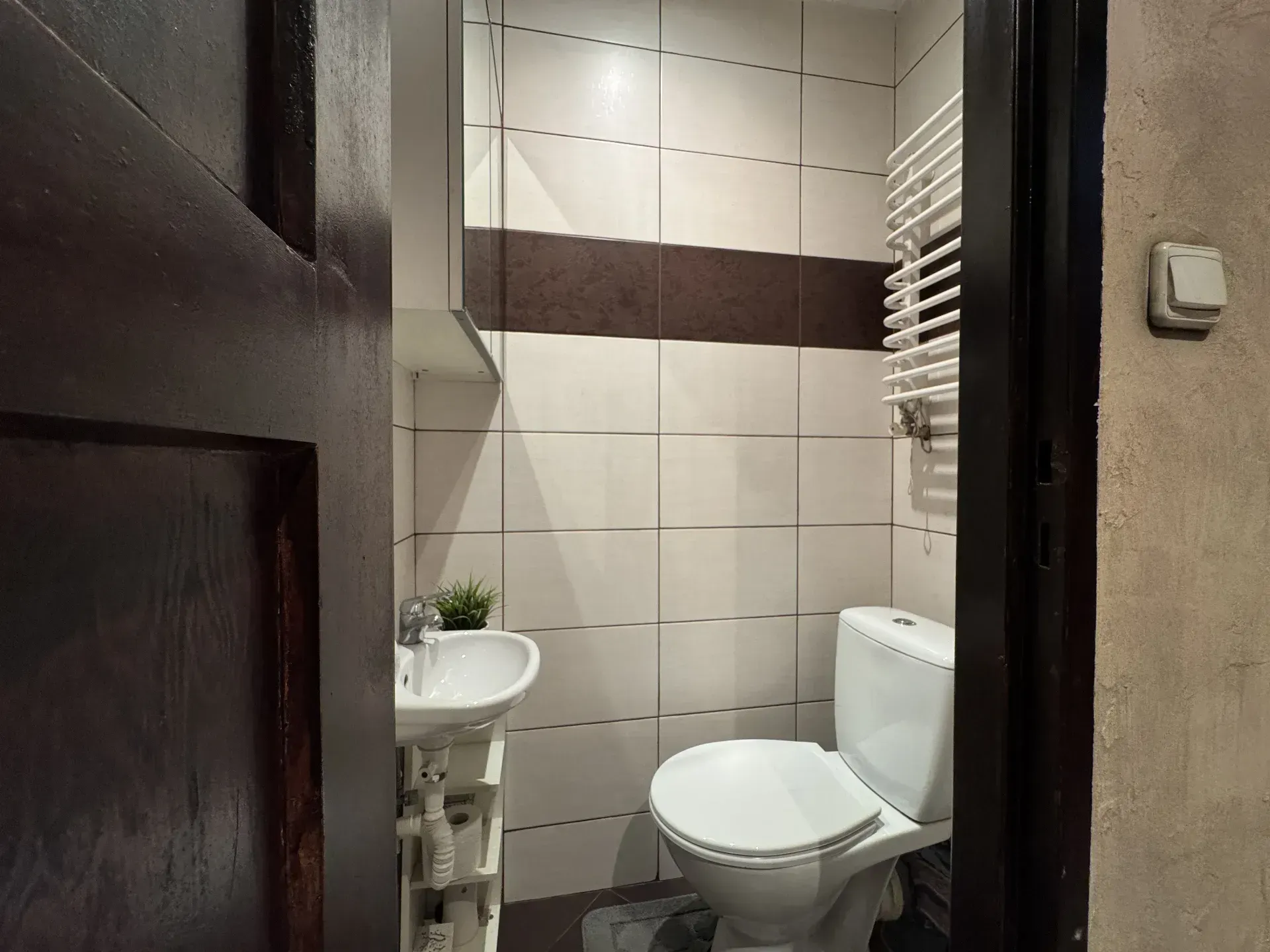 2 pokoje z miejscem parkingowym 19