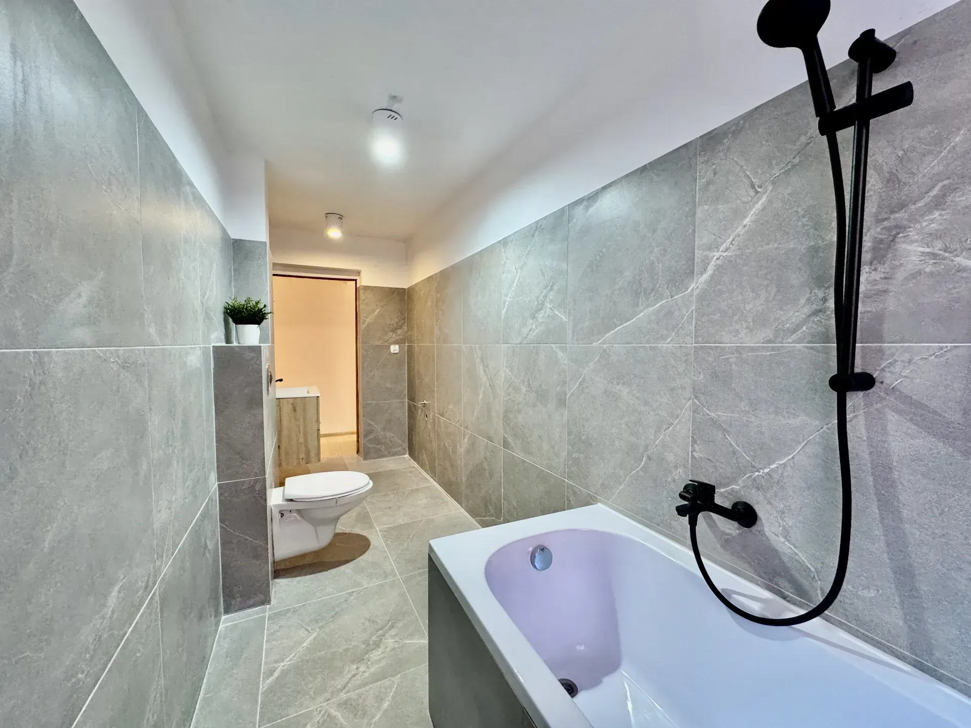 Po remoncie! Duże mieszkanie 77,86 m2 3