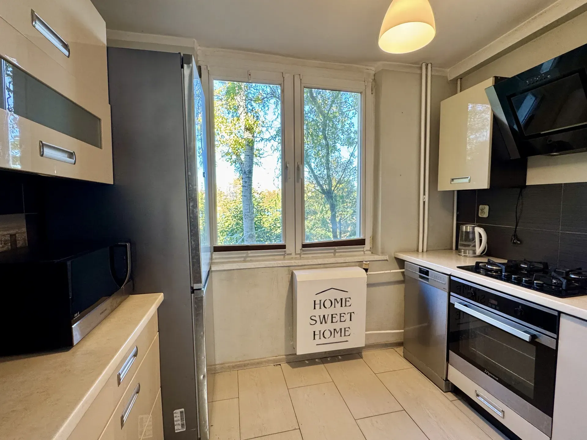 3 pokoje- ul. Wyzwolenia 1 piętro + balkon 9