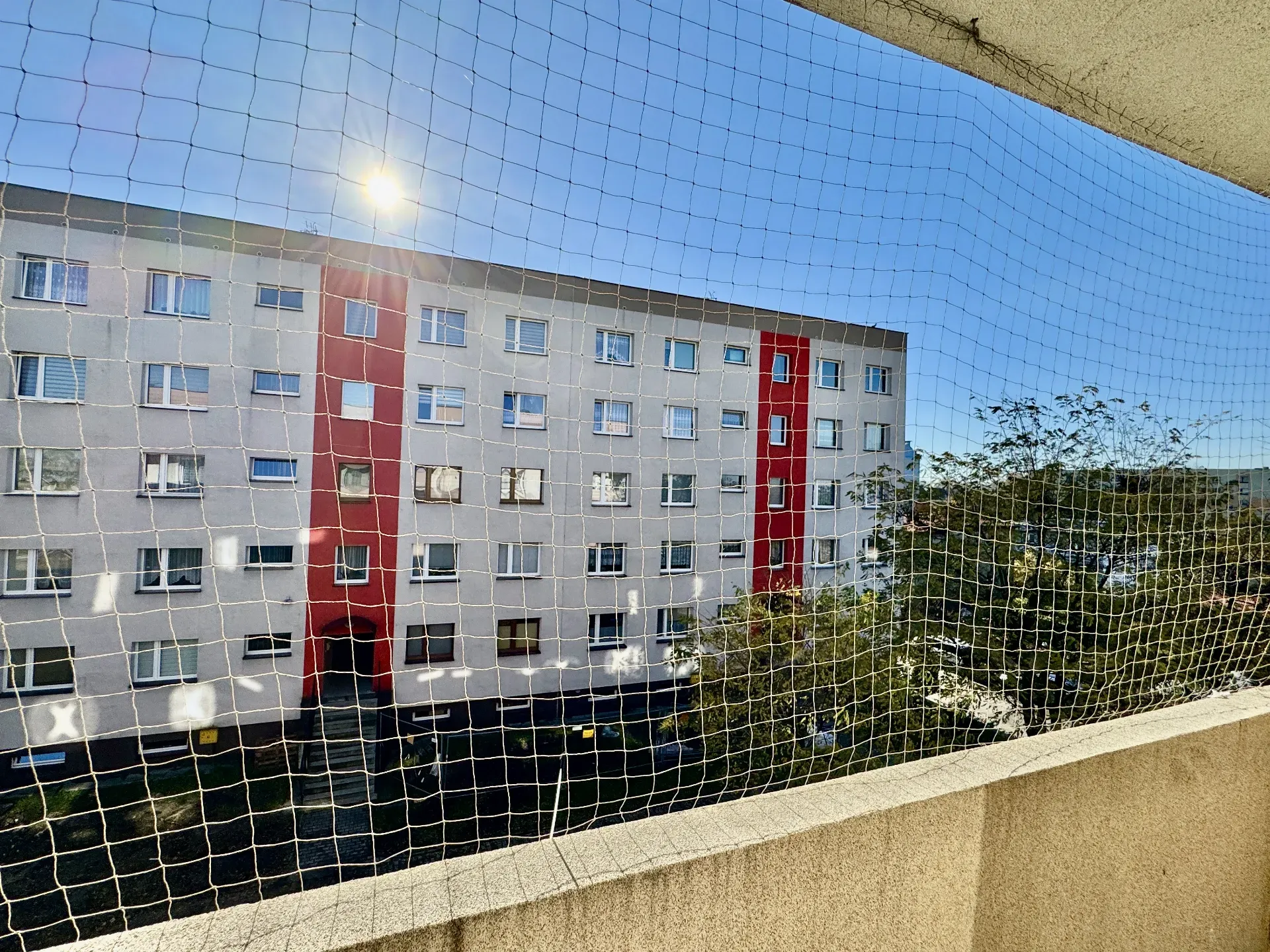 3 pokoje Po Remoncie z balkonem Od zaraz 20