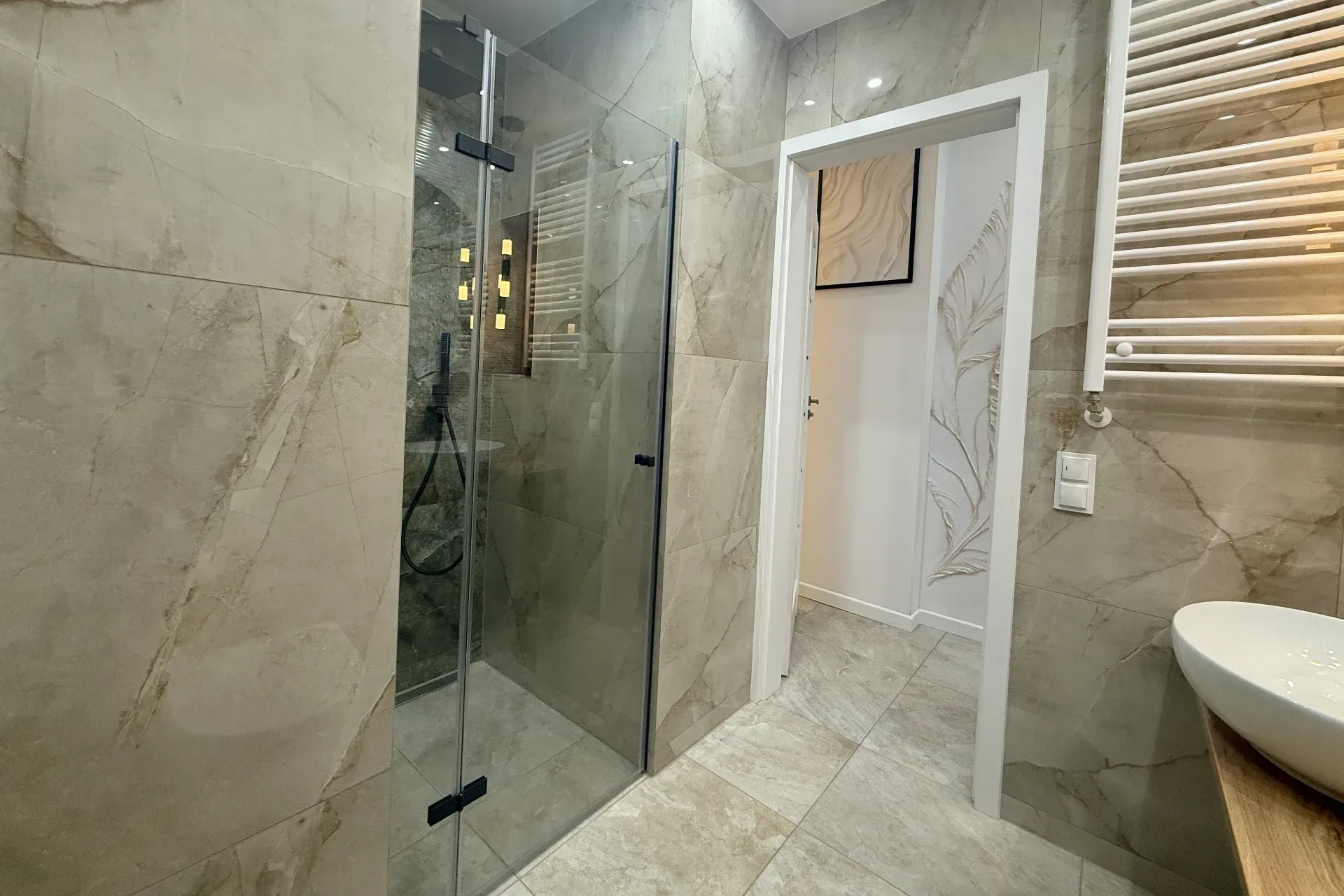 4 pokoje po generalnym remoncie i wysoki standard 5