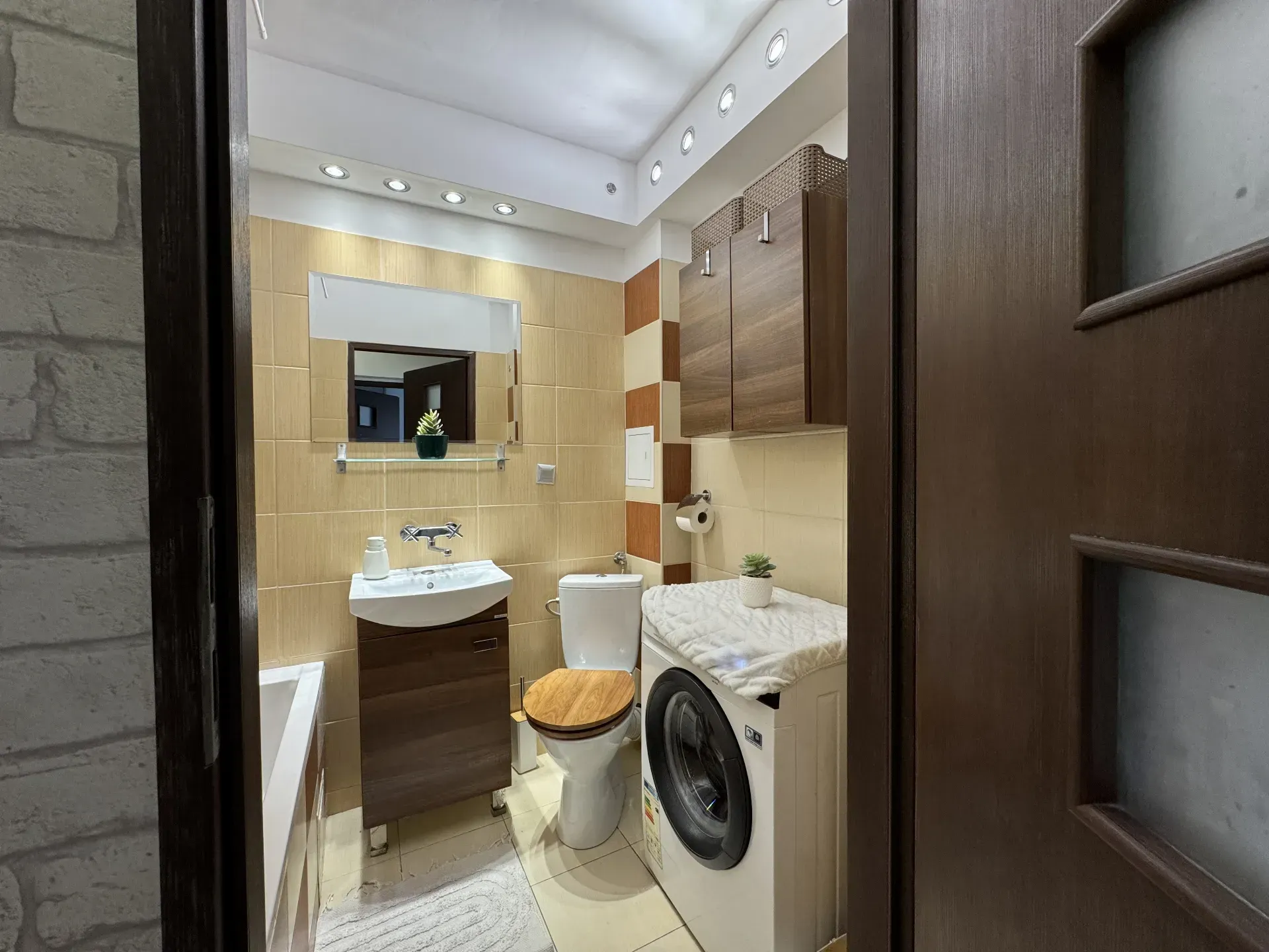 Umeblowane mieszkanie przy Parku- Szombierki 10